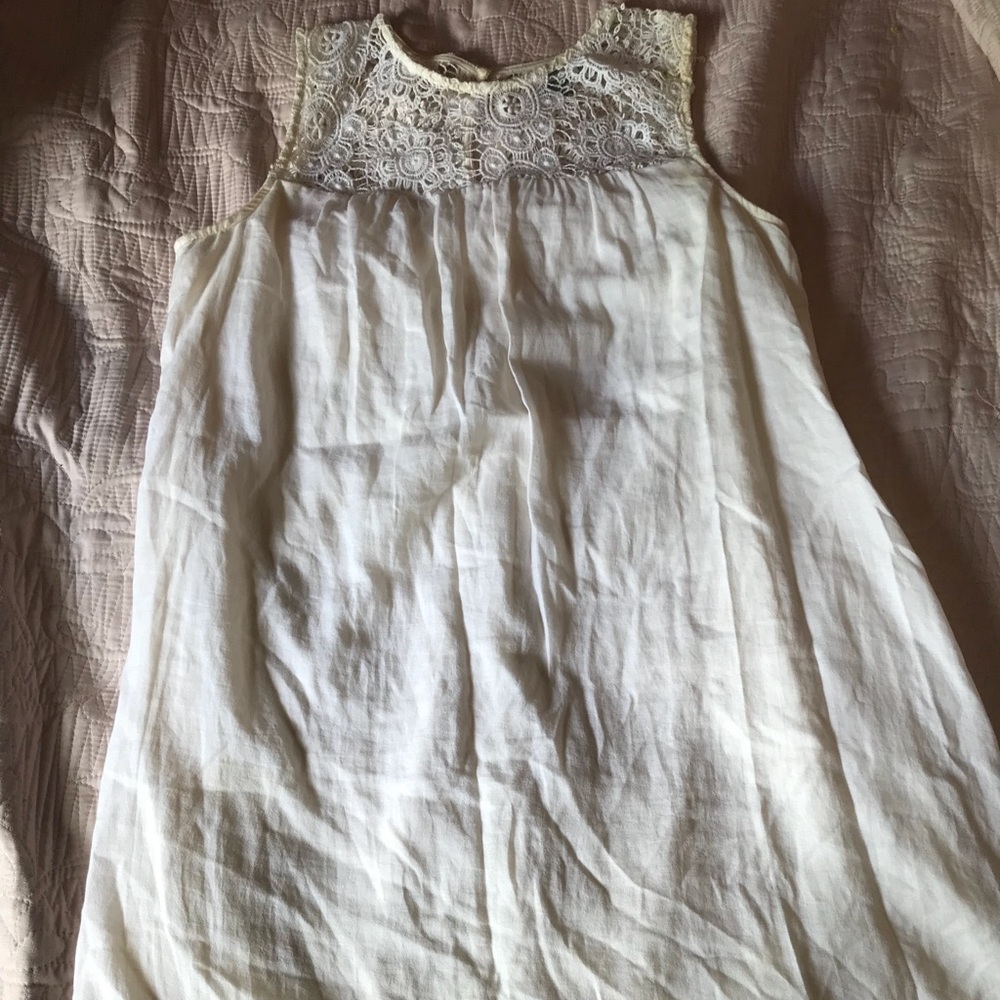 Cute beige old navy dress